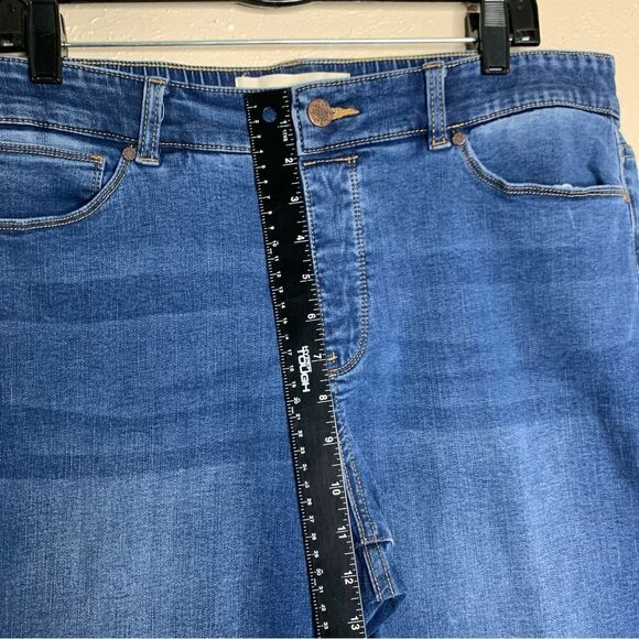 Soft Surroundings Supremely‎ Soft Relaxed Straight Leg Jeans blue - Picture 12 of 13